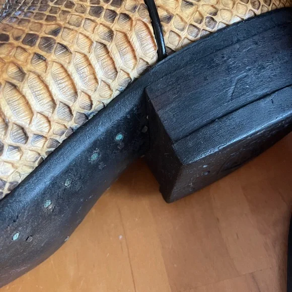 Vintage Tony Lama snakeskin and leather Western Style Boots - Picture 2 of 7